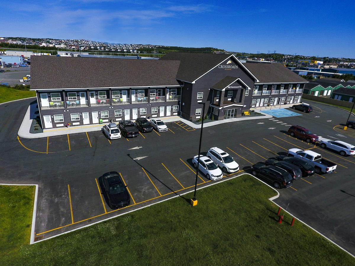 Crossroads Inn & Suites Paradise Exterior foto