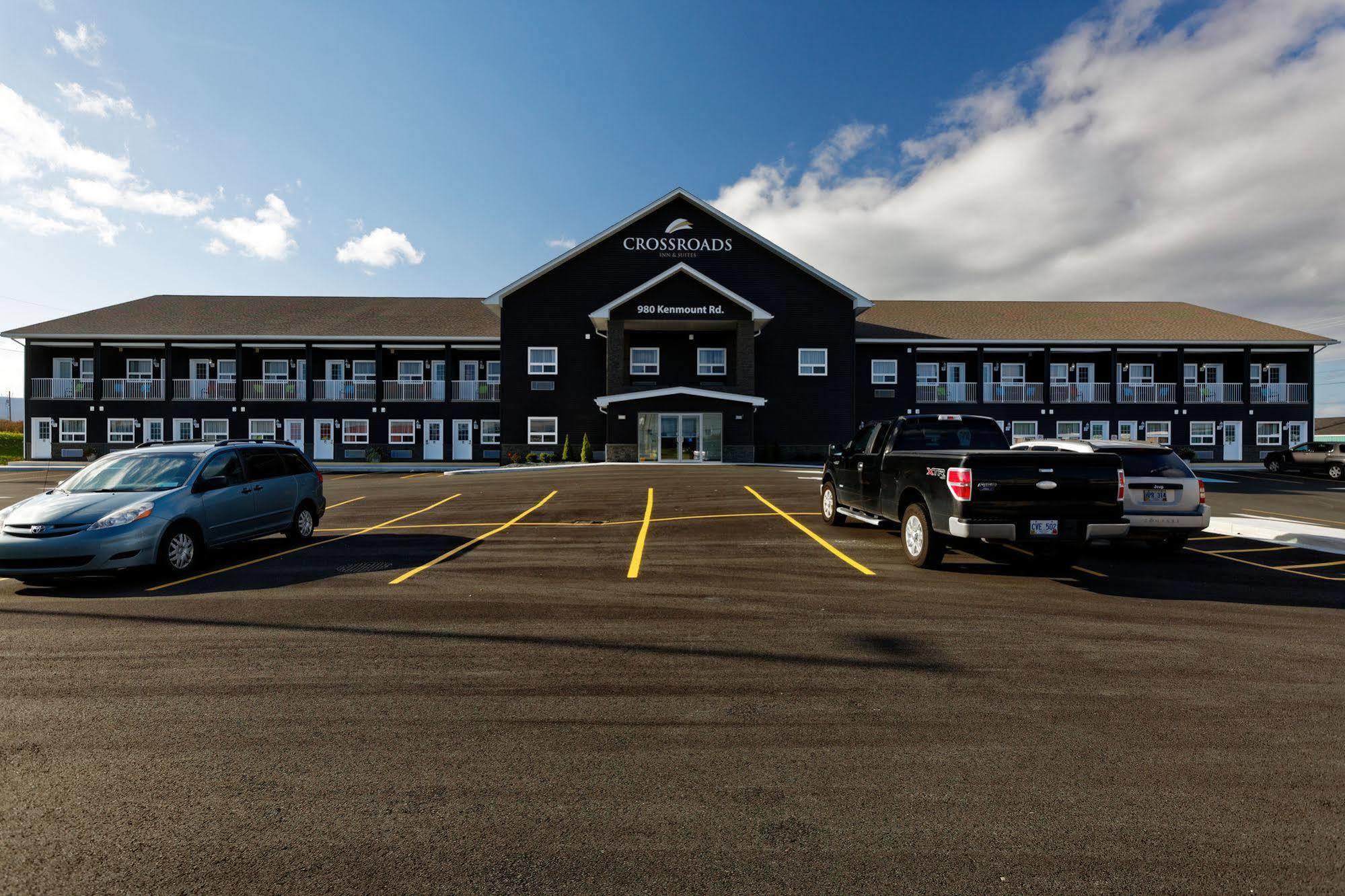 Crossroads Inn & Suites Paradise Exterior foto